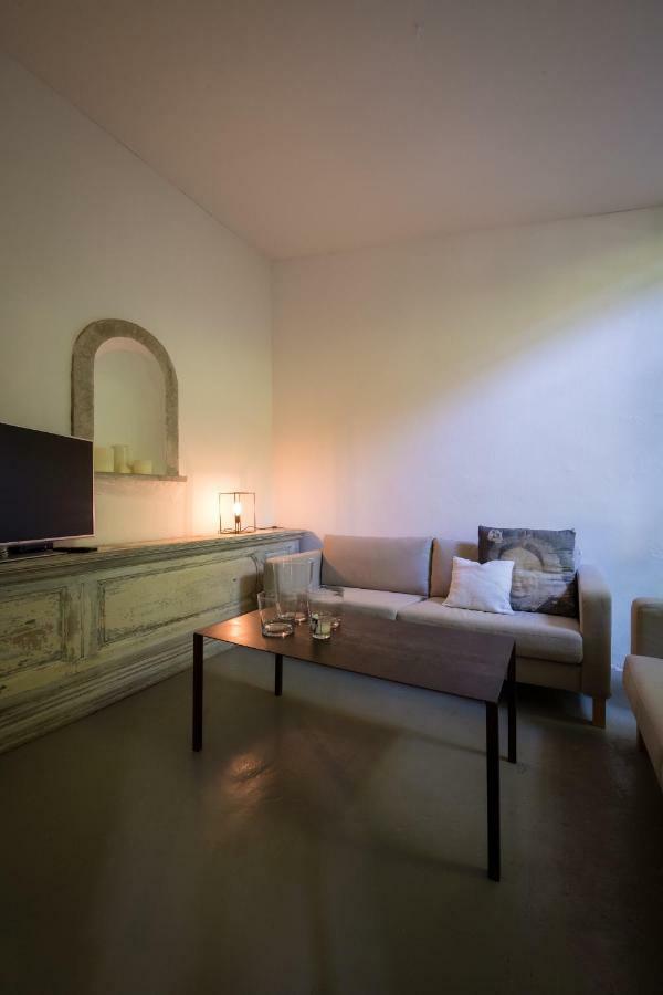 אביניון Maison Xixe Et Jardin En Intramuros מראה חיצוני תמונה